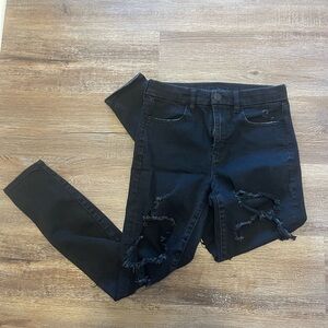 American Eagle black Ripped Curvy High Rise Jegging